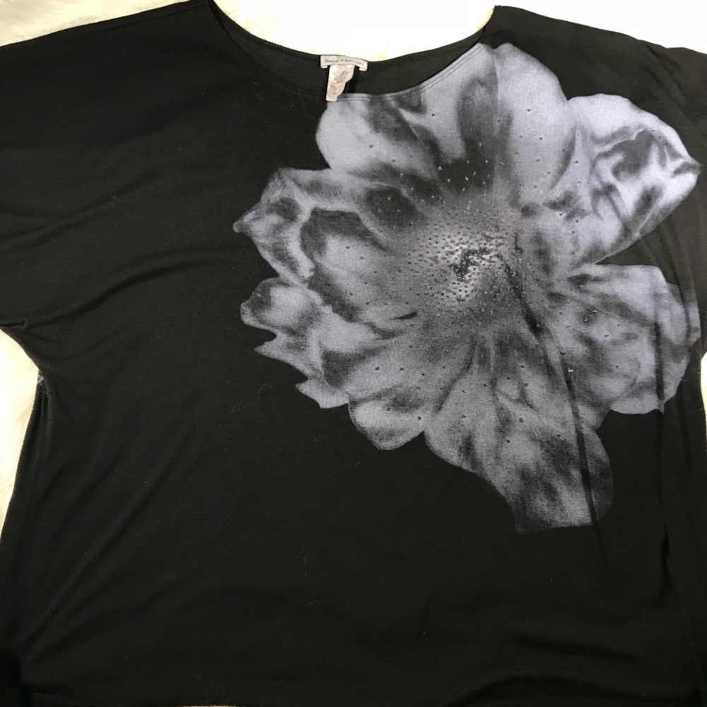 Bleeker & McDougal Blouse🌼🖤